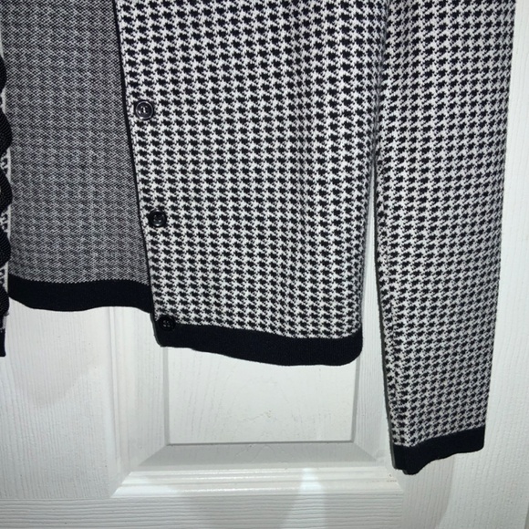 Ann Taylor Houndstooth button front Cardigan Sweater sz XS rickrack trim - Picture 3 of 8